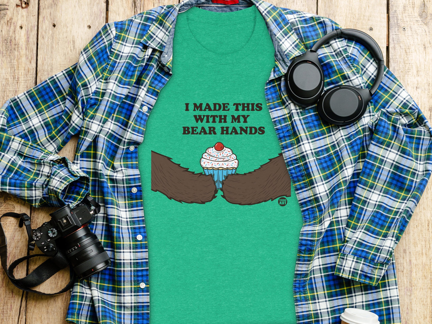 I Made This With My Bear Hands Graphic T-shirt