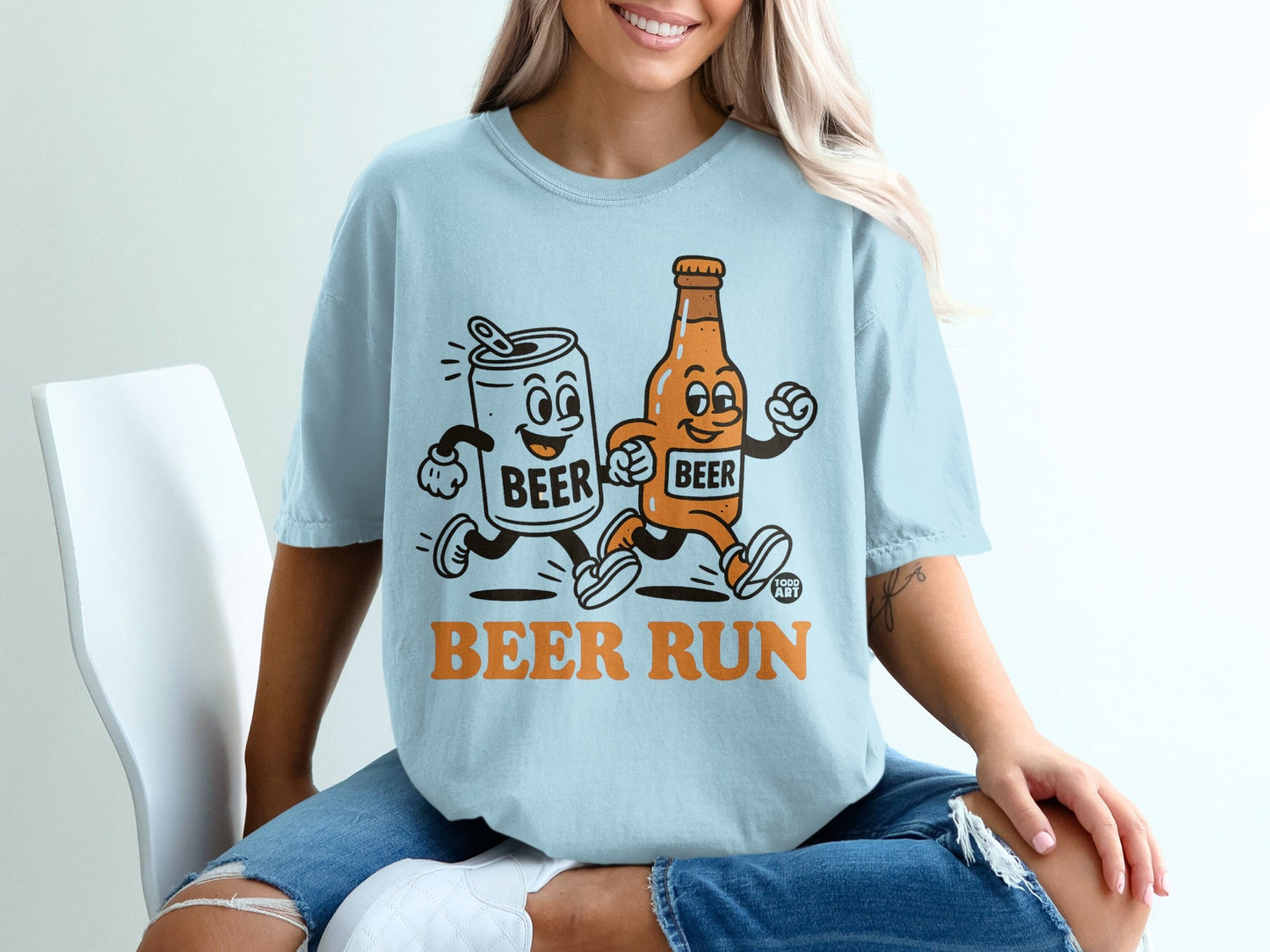 Fun Beer Run Graphic Tee for Casual Outings