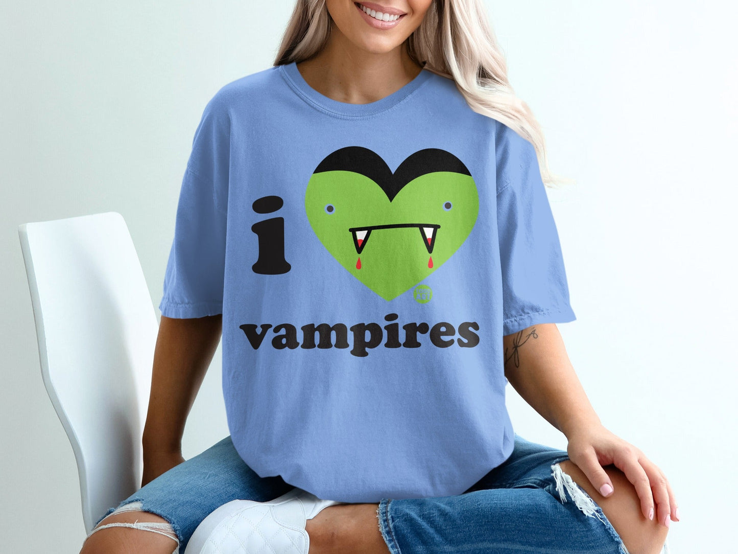 I Heart Vampires Cute Graphic Tee Shirt