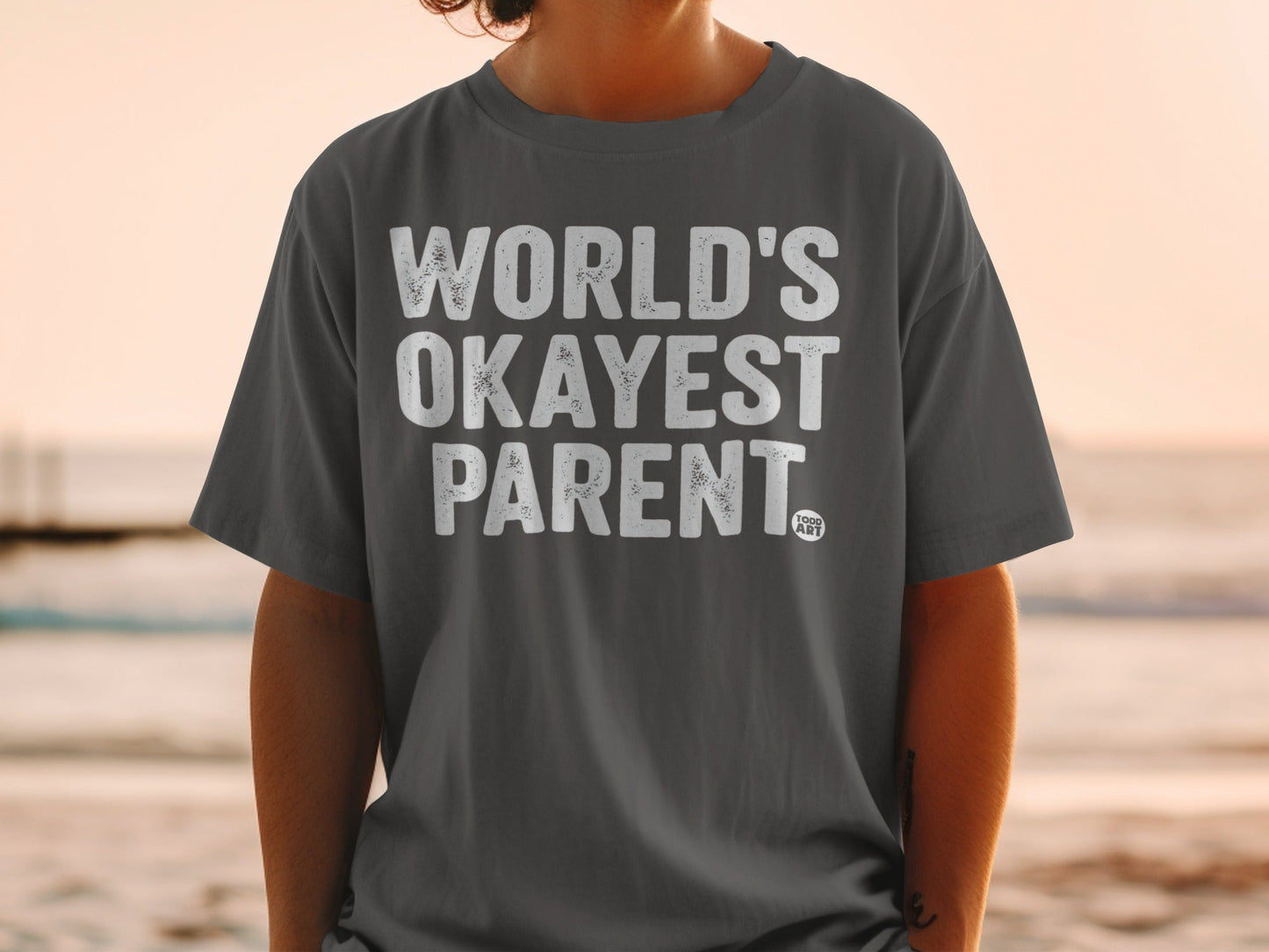 World's Okayest Parent Funny Graphic T-shirt