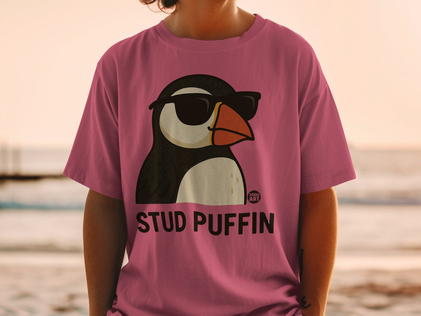 Stud Puffin Graphic T-Shirt with Cool Sunglasses Design