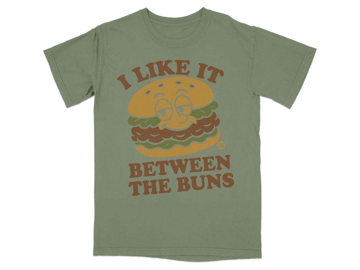 I Like It Between The Buns Graphic T-shirt