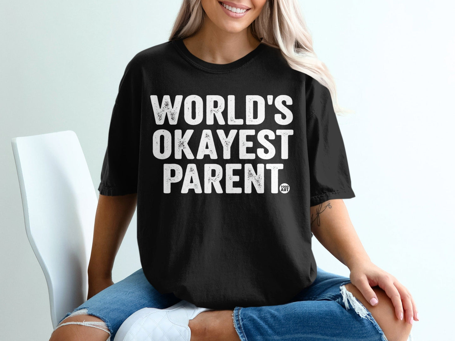 World's Okayest Parent Graphic T-Shirt