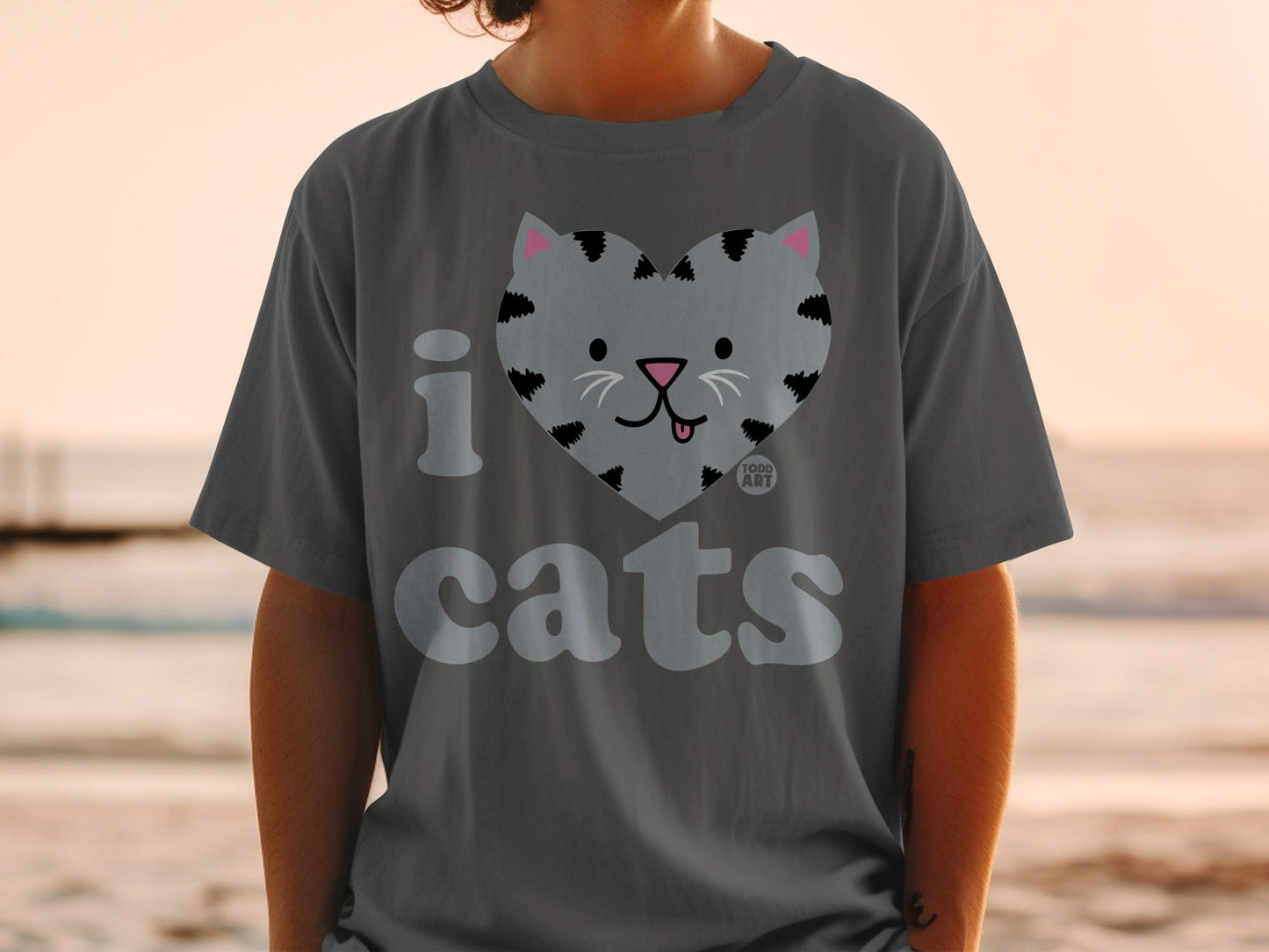 I Heart Cats Graphic Tee Perfect for Cat Lovers