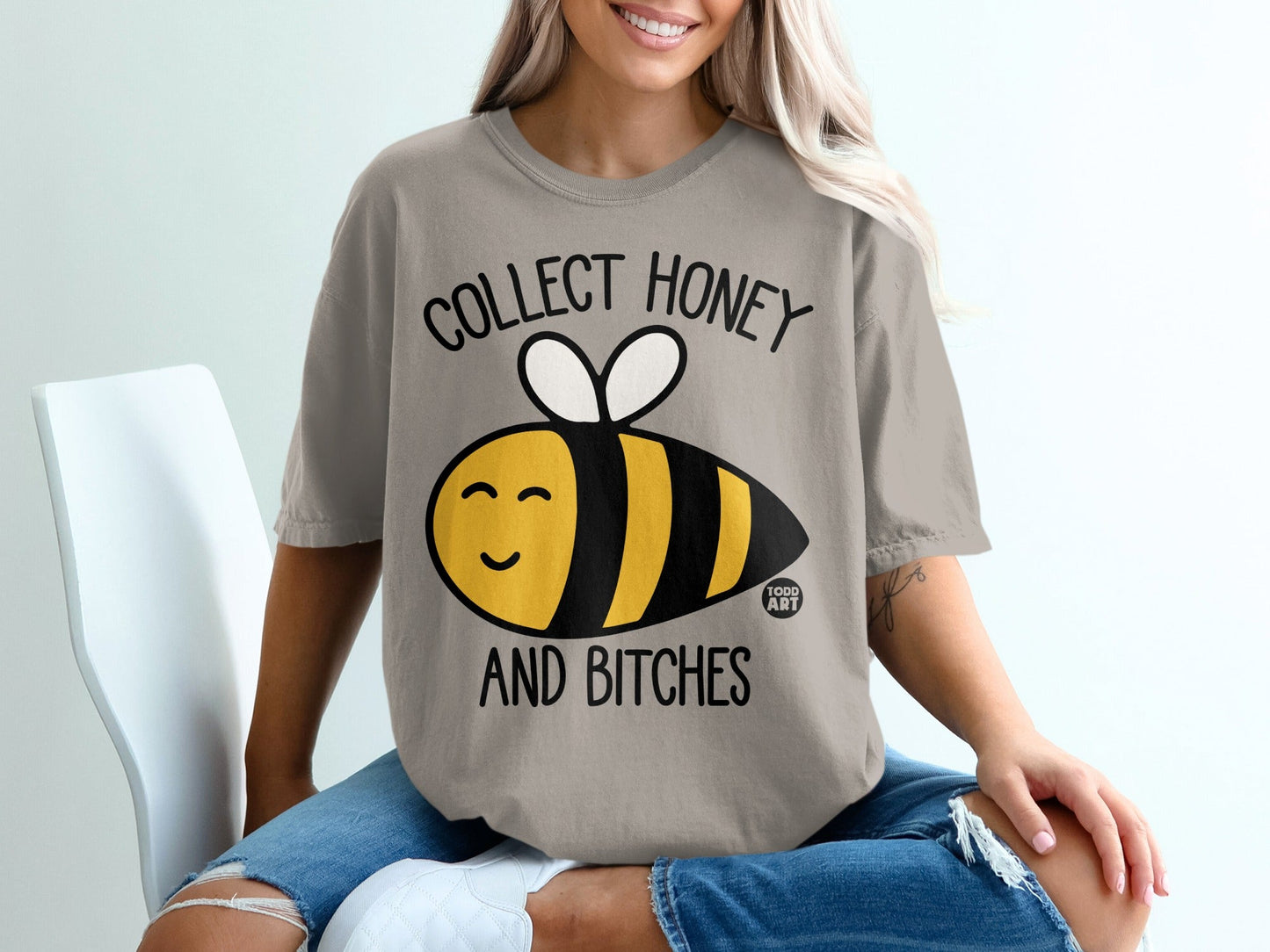 Collect Honey And Bitches Graphic Printed T-shirt