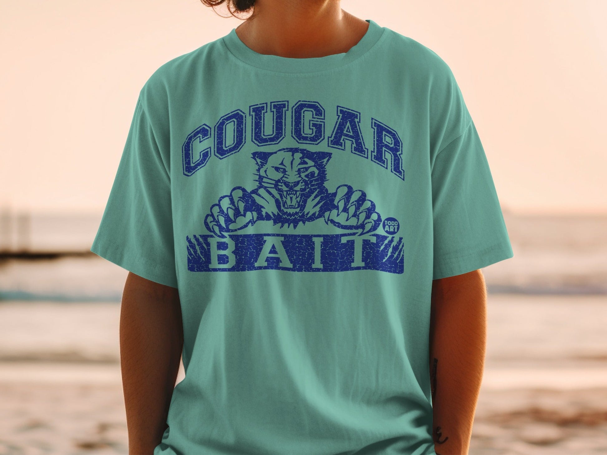 Cougar Bait Todd Art Graphic T-shirt attractive design