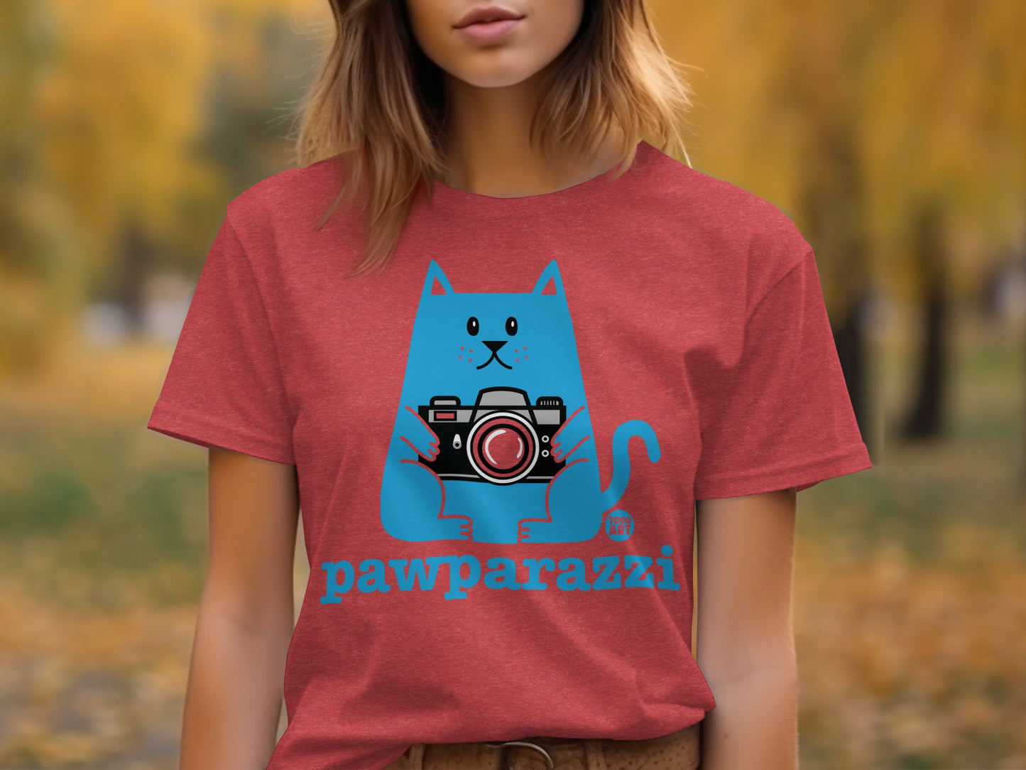 Cute Pawparazzi Cat with Camera Graphic T-Shirt