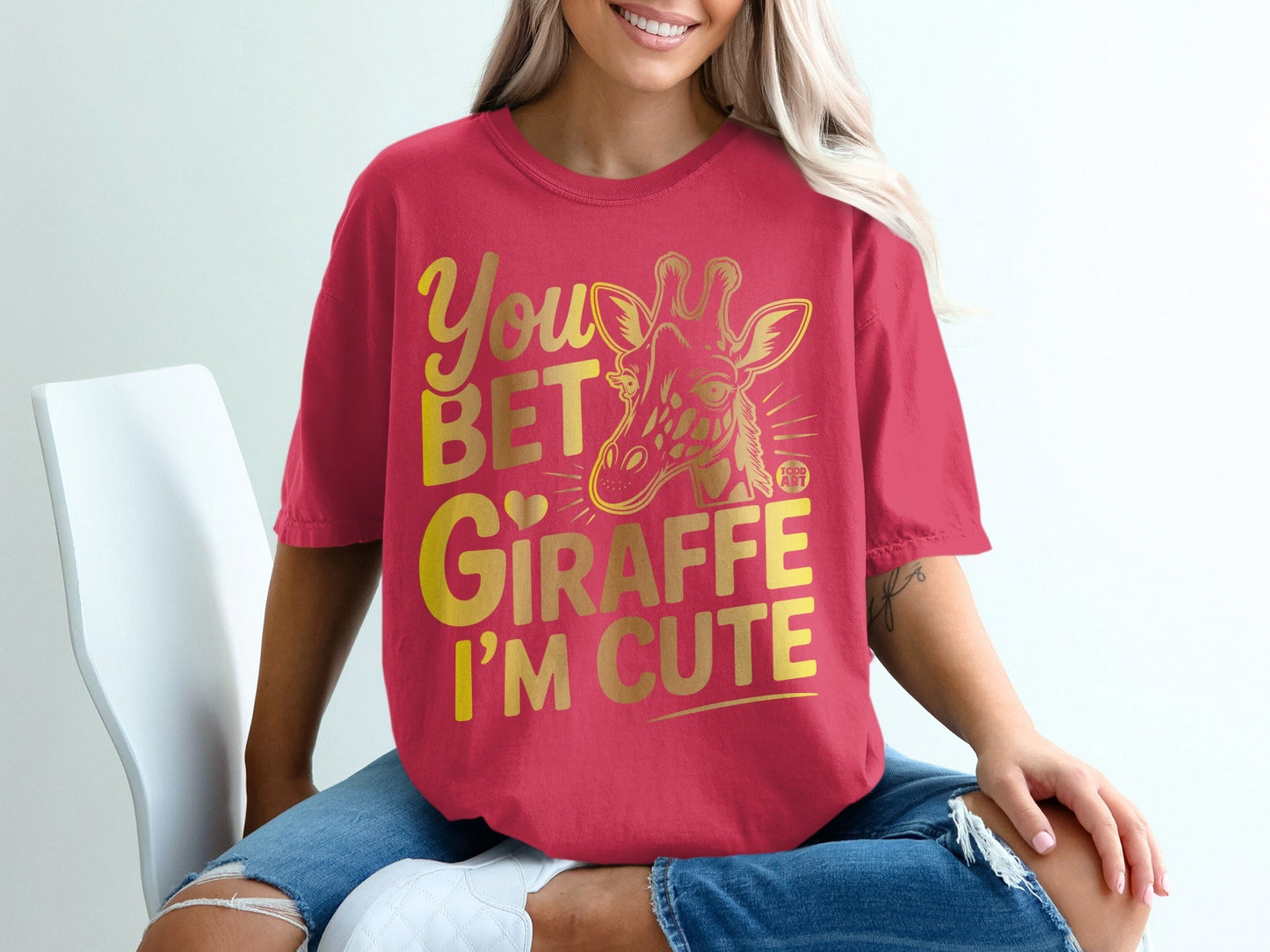 You Bet Giraffe I'm Cute Printed Graphic T-shirt