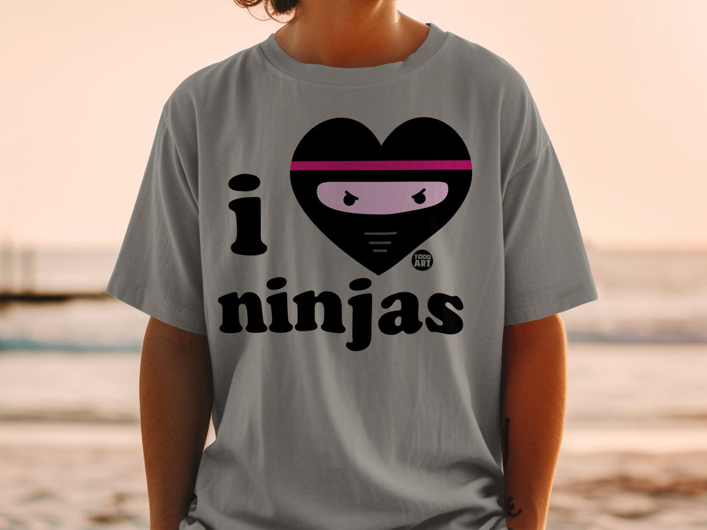 I Love Ninjas Graphic Tee for Ninja Enthusiasts