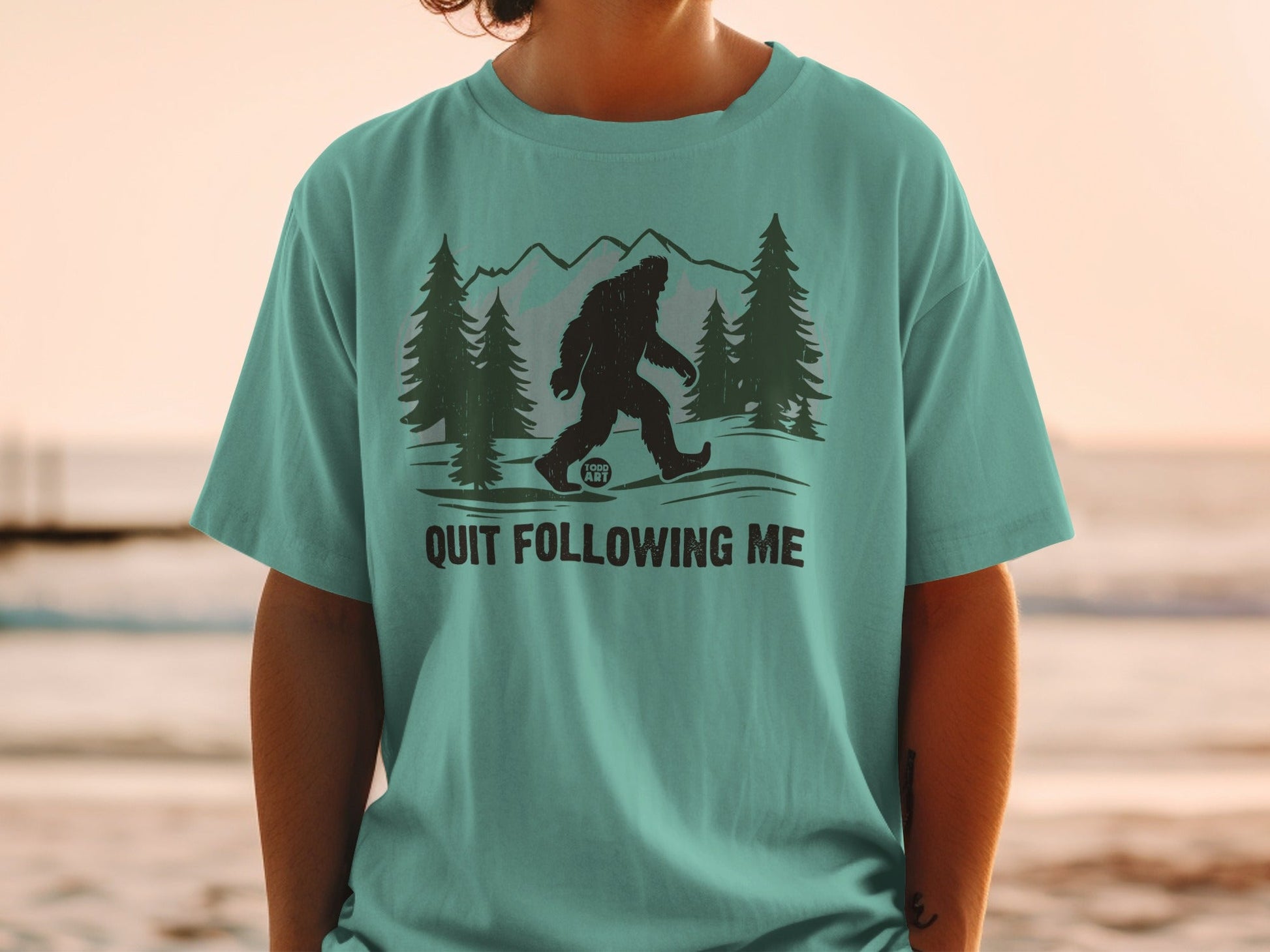 Quit Following Me Bigfoot Graphic T-Shirt Fashionable Tee