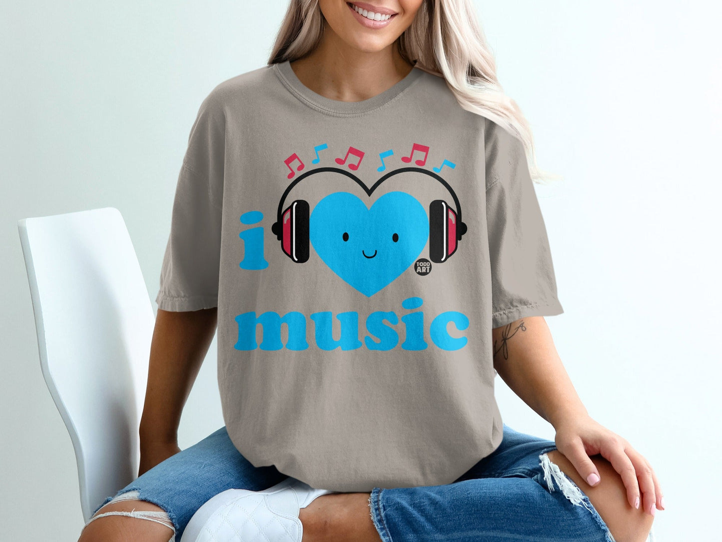 I Heart Music Headphone Graphic Print T-shirt