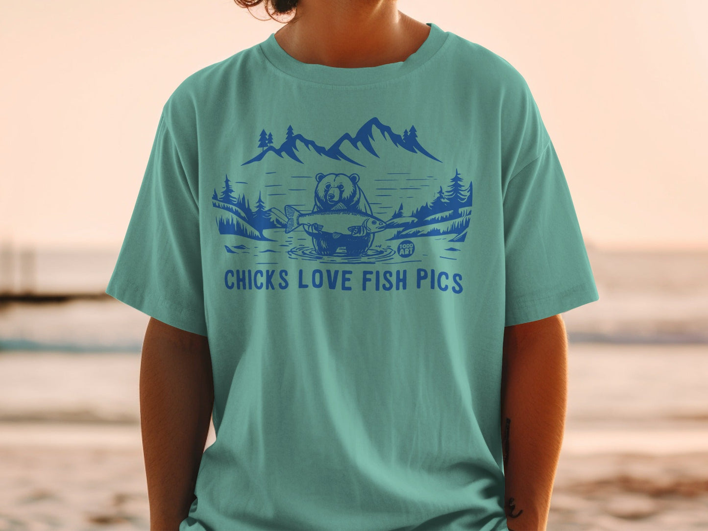 Chicks Love Fish Pics Bear Graphic Mountain T-Shirt