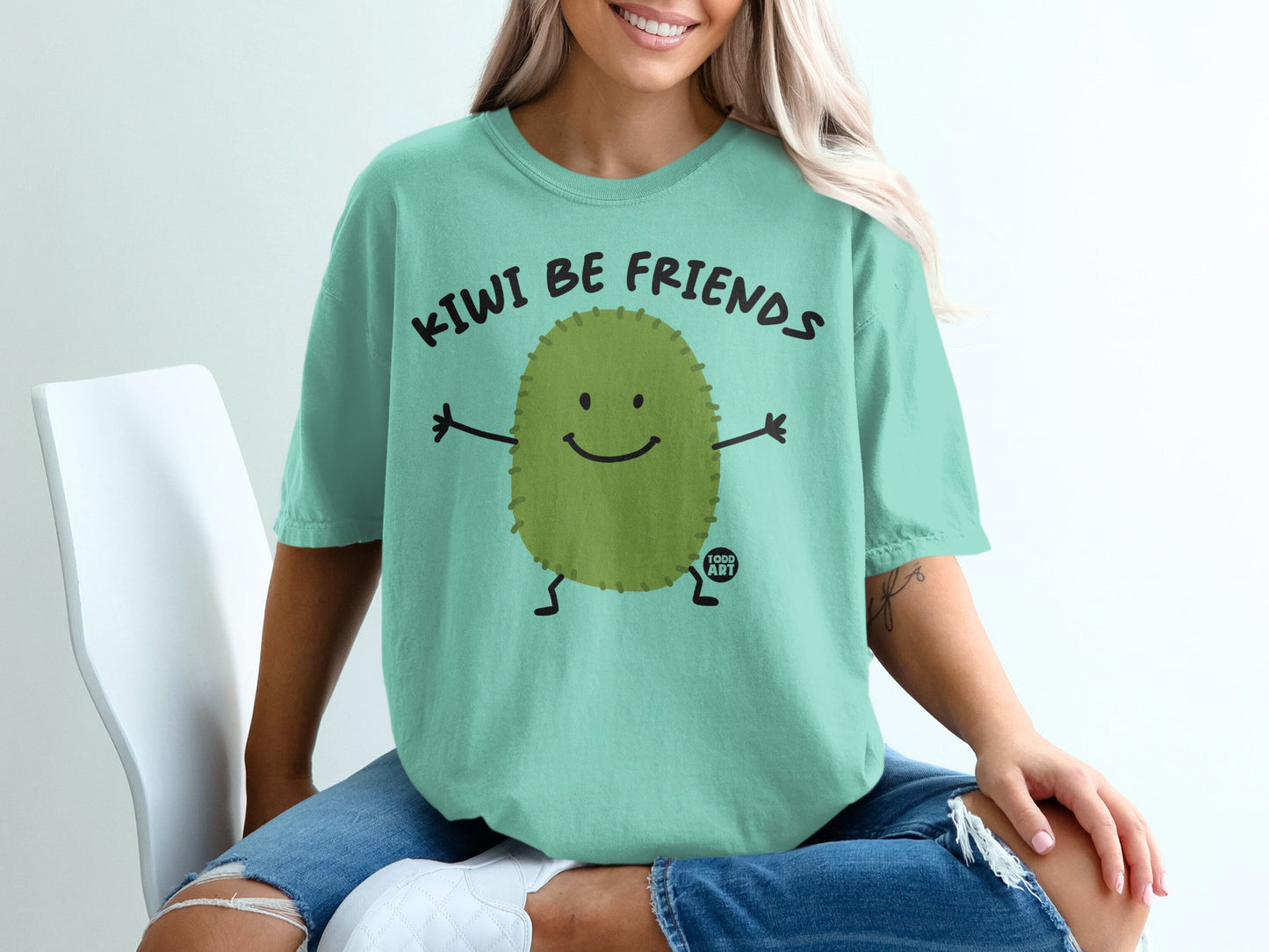 KIWI BE FRIENDS Funny Cute Fruit Graphic product type