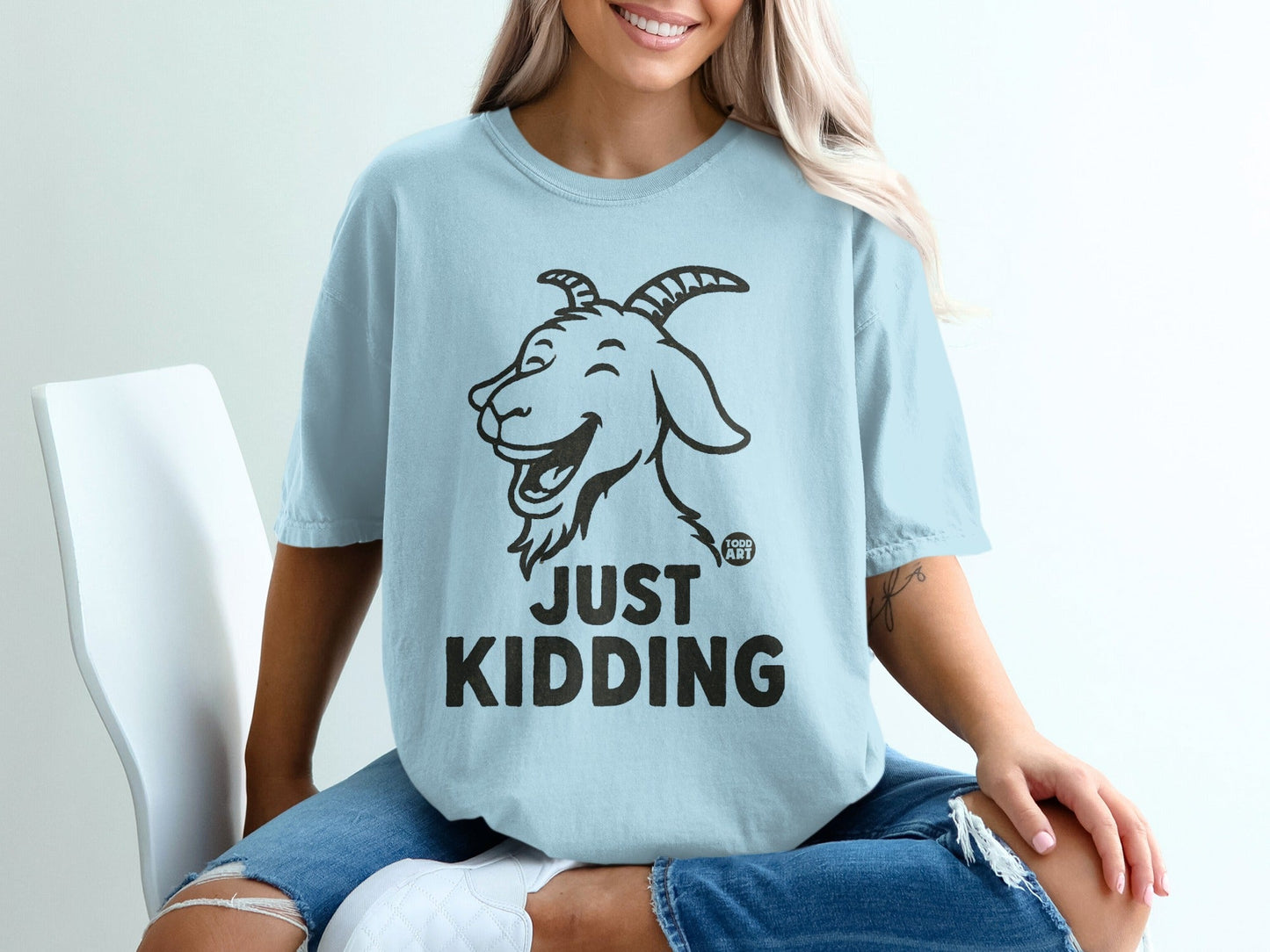 Just Kidding Goat Print Humorous Graphic T-Shirt