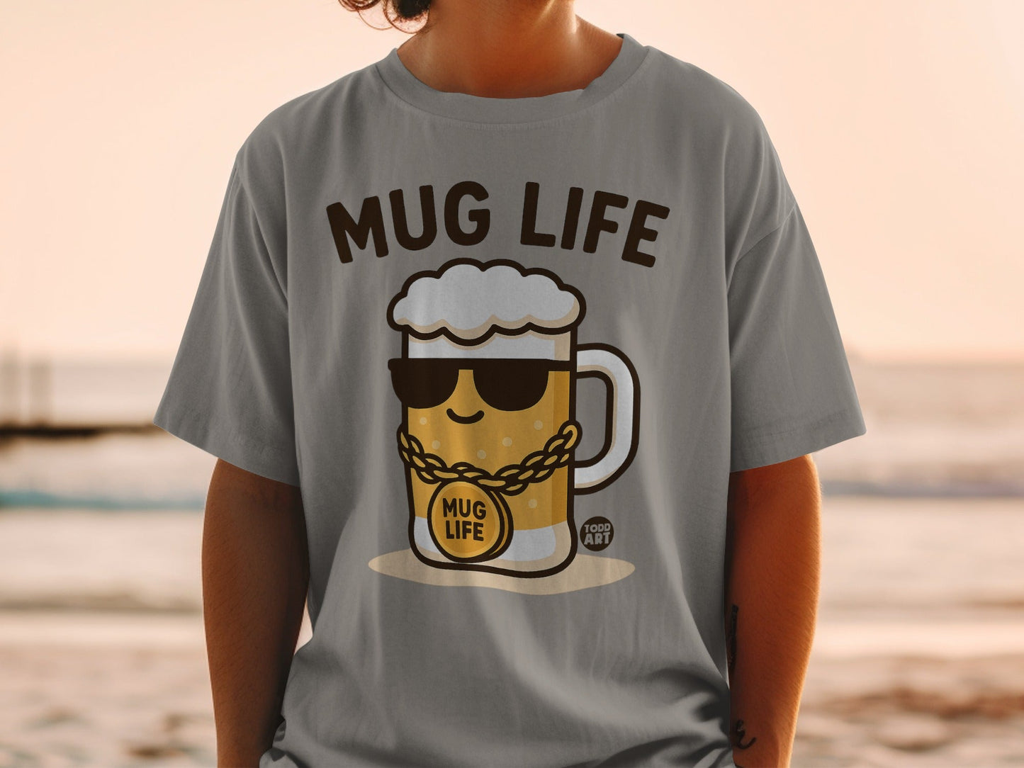 Mug Life Cool Graphic T-Shirt with Fun Beer Design