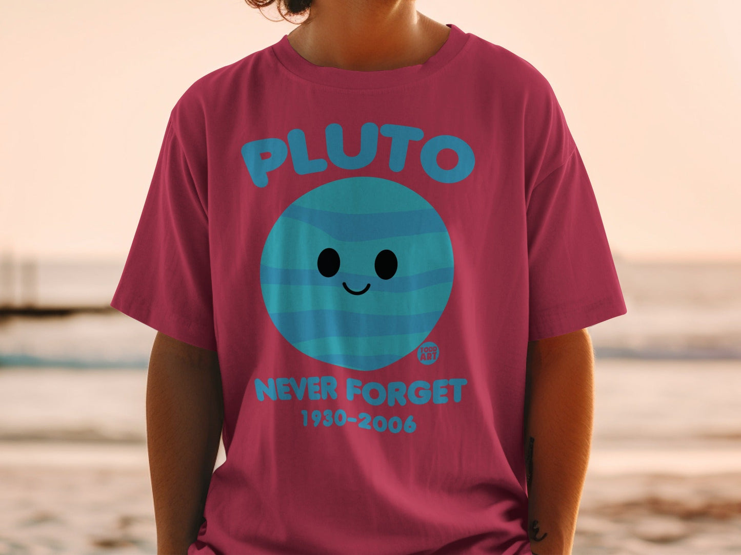 Pluto Never Forget 1930-2006 Commemorative T-Shirt