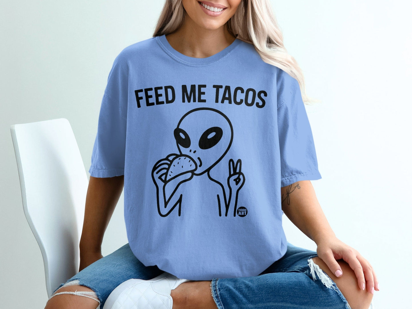 Feed Me Tacos Graphic Alien Design T-Shirt