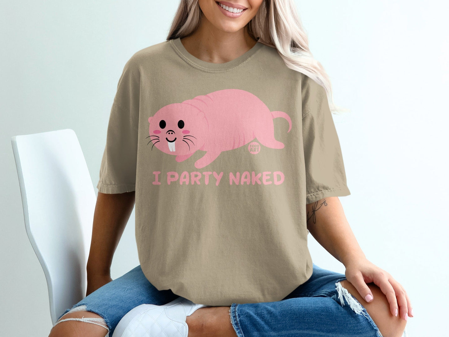 I Party Naked Cute Naked Mole Rat Graphic T-shirt