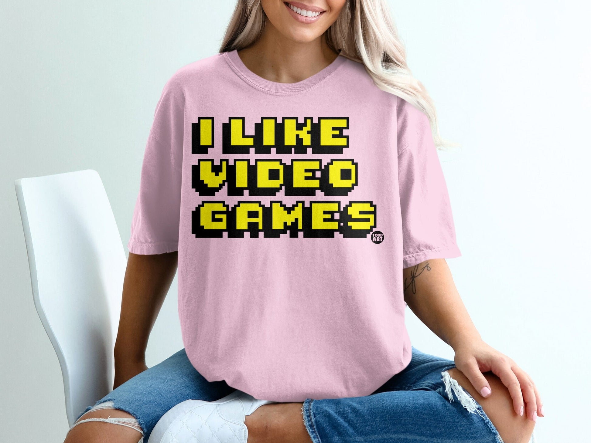 I Like Video Games Statement T-Shirt Perfect for Gamers