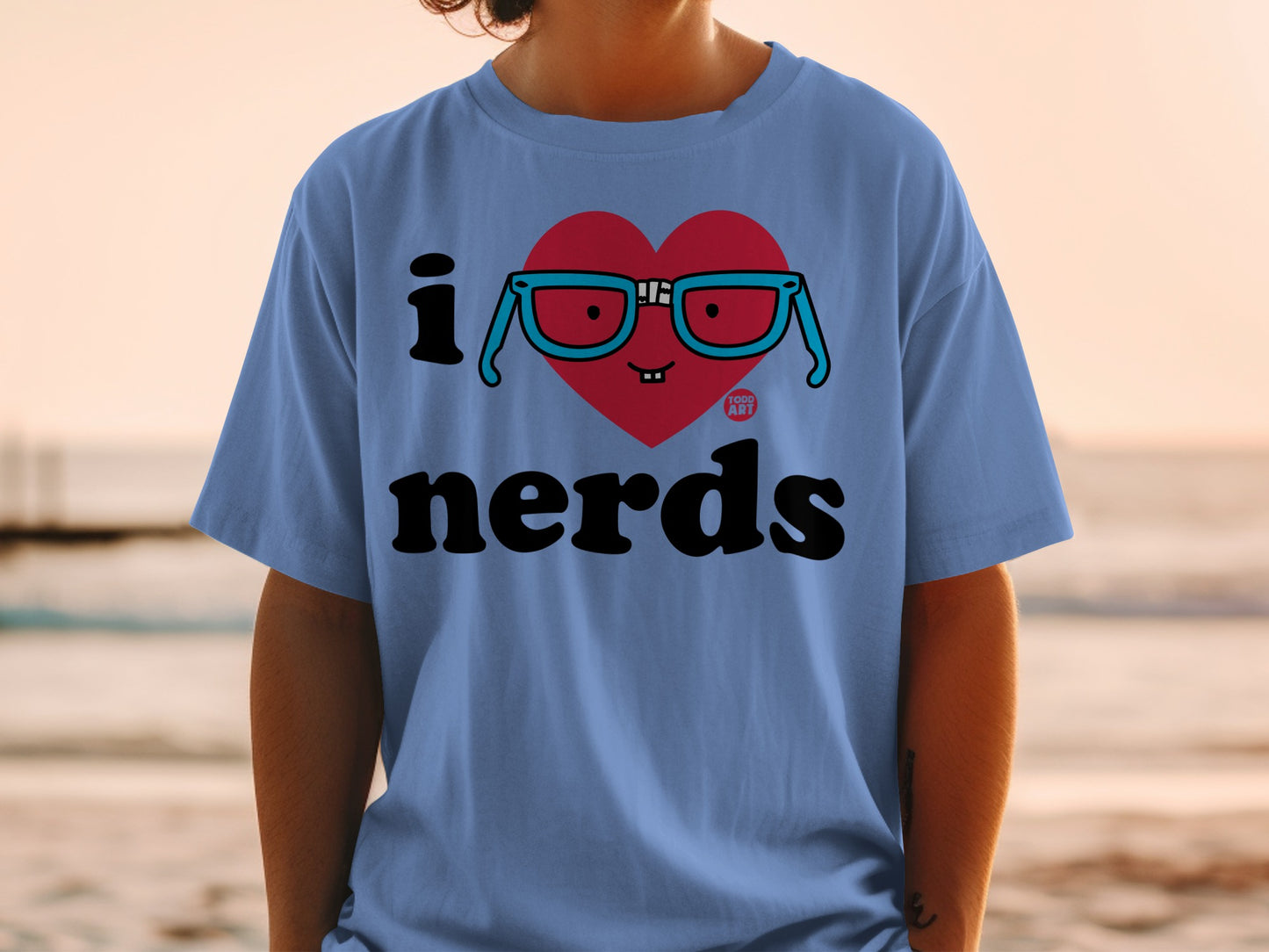 I Love Nerds Cute Glasses Heart Graphic Tee