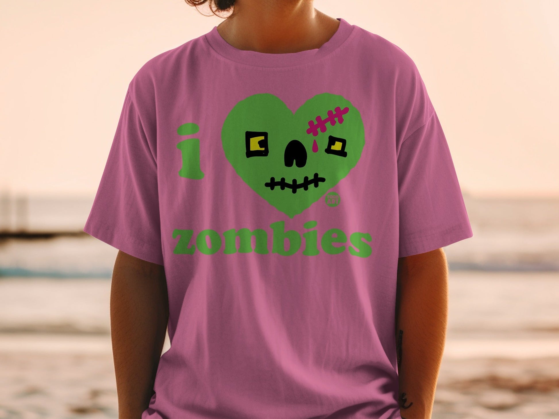 Unique I Love Zombies Graphic Print T-Shirt